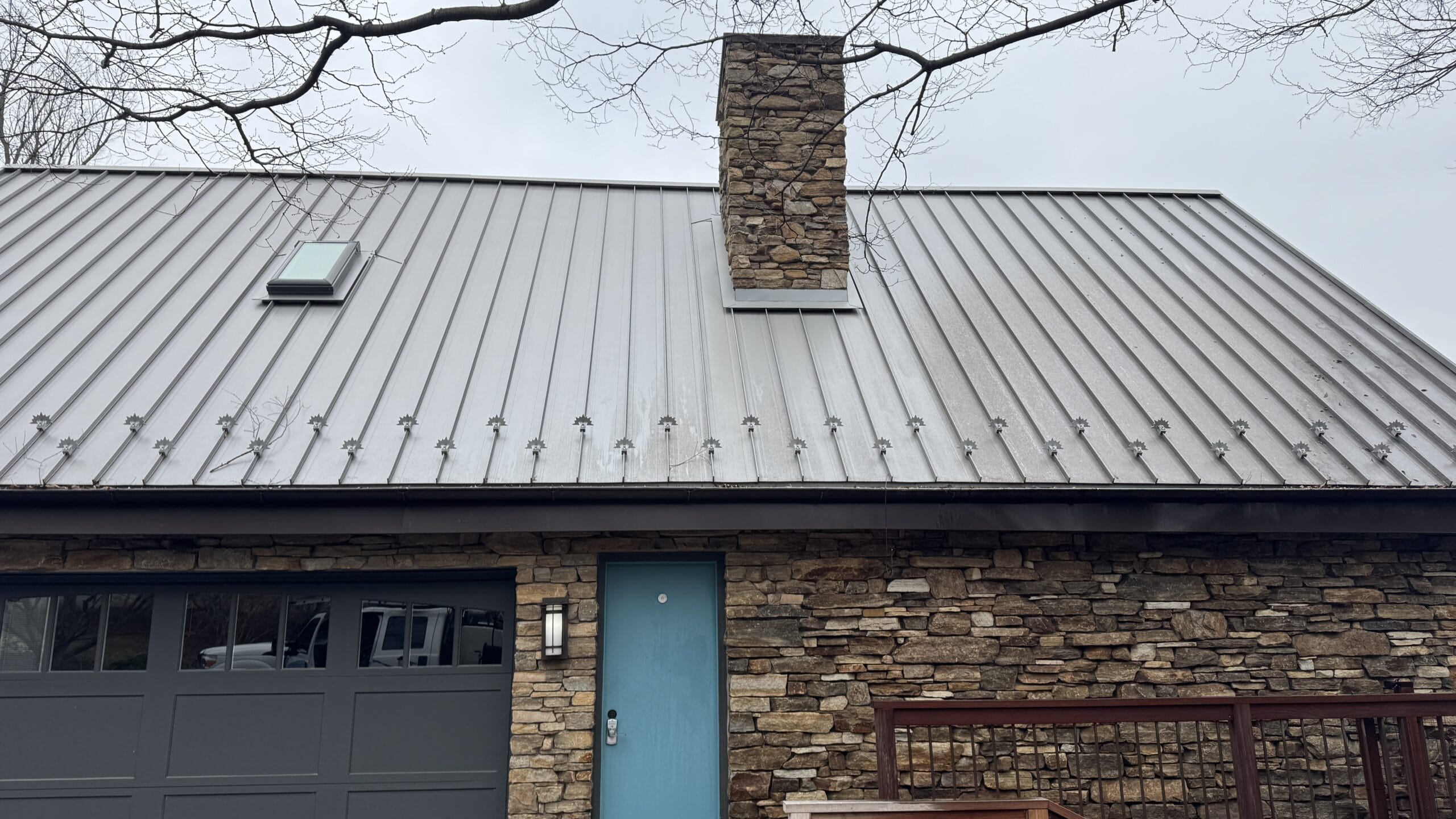 Before residential roof washing – Keenwick services